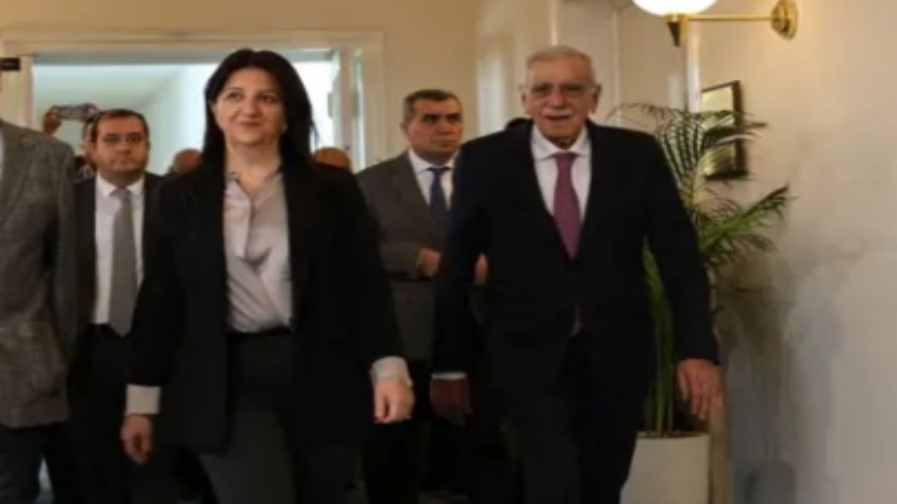 Foto - Öcalan ile görüşür görüşmez bunu yaptılar! "Saadet Partisi" detayı dikkat çekti