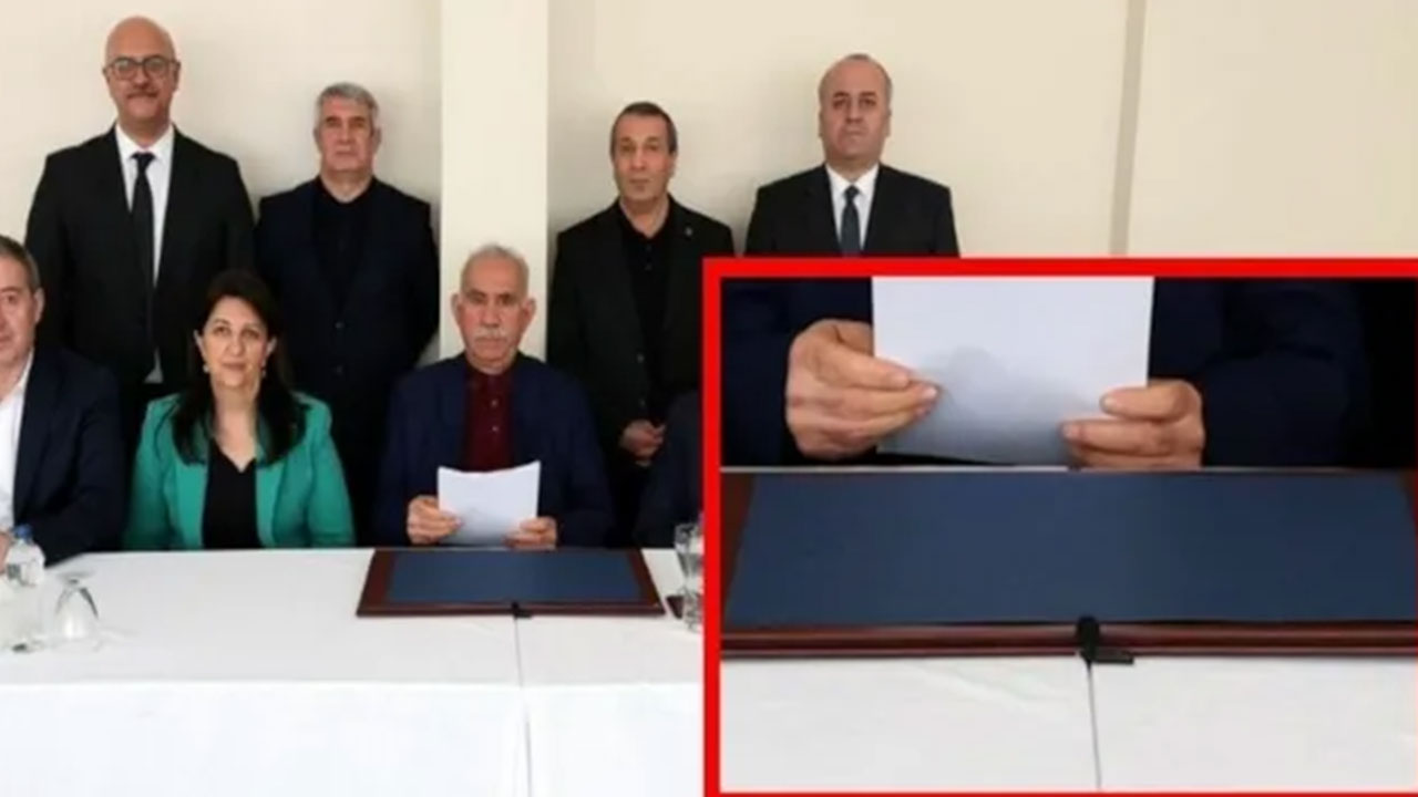 Foto - Öcalan'ın önündeki mikrofon olay oldu! Herkesin aklında aynı soru var