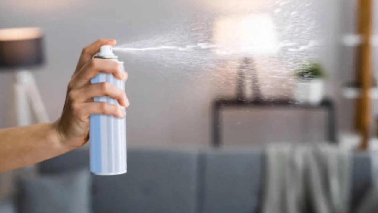 Foto - Oda spreylerine para vermeyin: 1 bardak suya 7 damla evinizi ferahlatıyor!