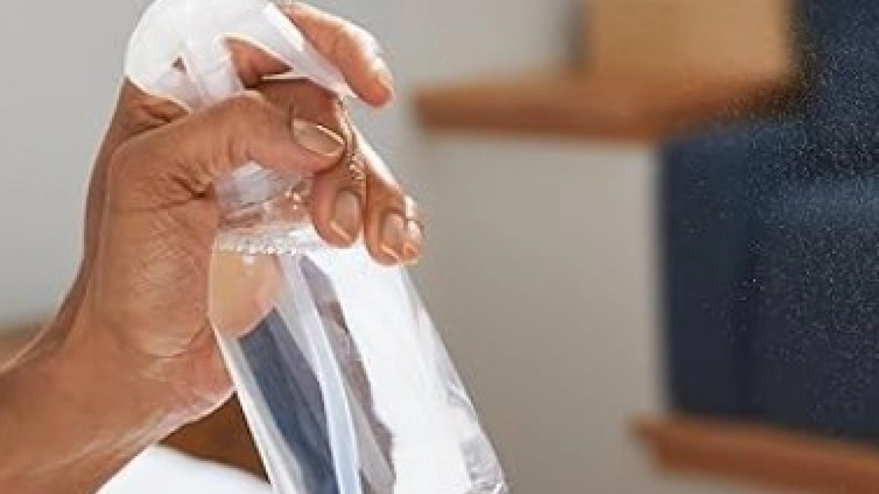 Foto - Oda spreylerine para vermeyin: 1 bardak suya 7 damla evinizi ferahlatıyor!