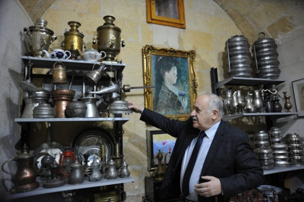 Foto - Ofisini müzeye çevirdi