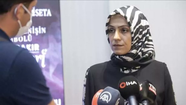 Oğlunu kurtararak PKK'ya diz çöktüren anne Ayşegül Biçer AK Parti'den aday oldu