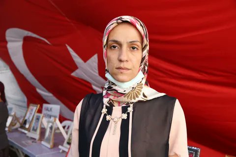 Foto - Oğlunu kurtararak PKK'ya diz çöktüren anne Ayşegül Biçer AK Parti'den aday oldu
