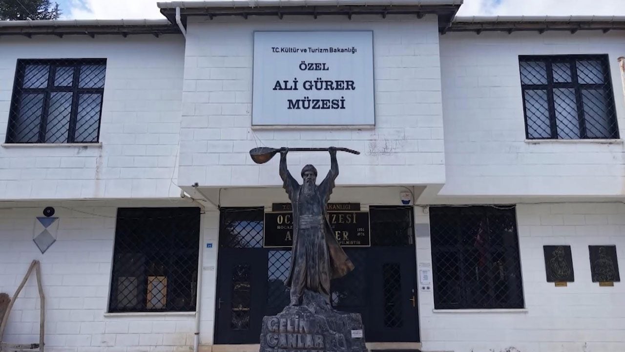 Oğlunun anısını yaşatmak için kurdu! Kemaliye’deki 3 bin eserlik müze nostalji yaşatıyor