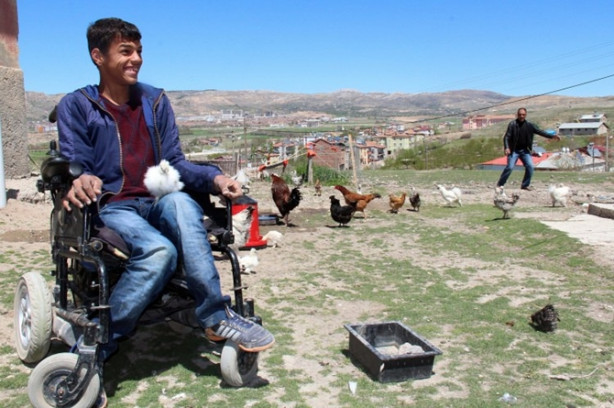  Oğlunun isteği babasını patron yaptı