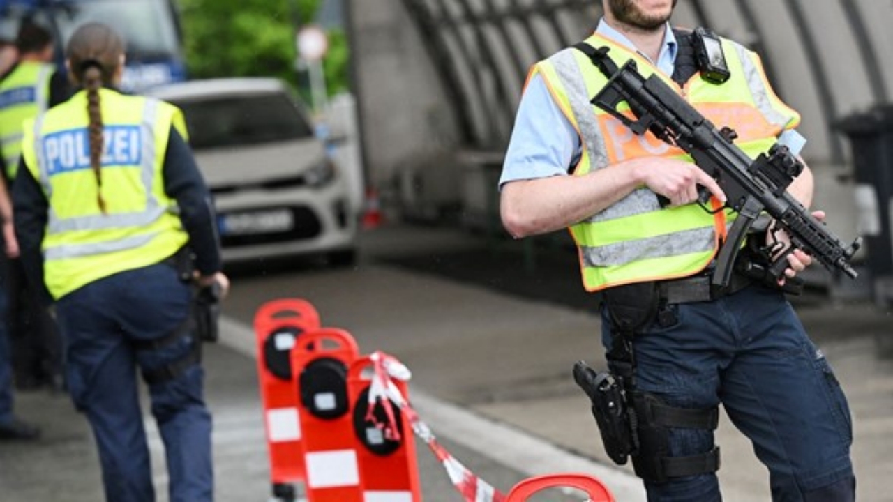 Foto - Öğrenci okulda katliam yaptı! En az 11 ölü var! Saldırıdan sonra intihar etti