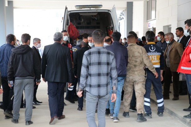 Foto - Öğrenci servisi devrildi: Ölü ve yaralılar var