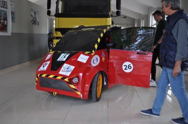 Foto - Öğrencilerden büyük başarı! 100 km’de 13 TL yakıyor