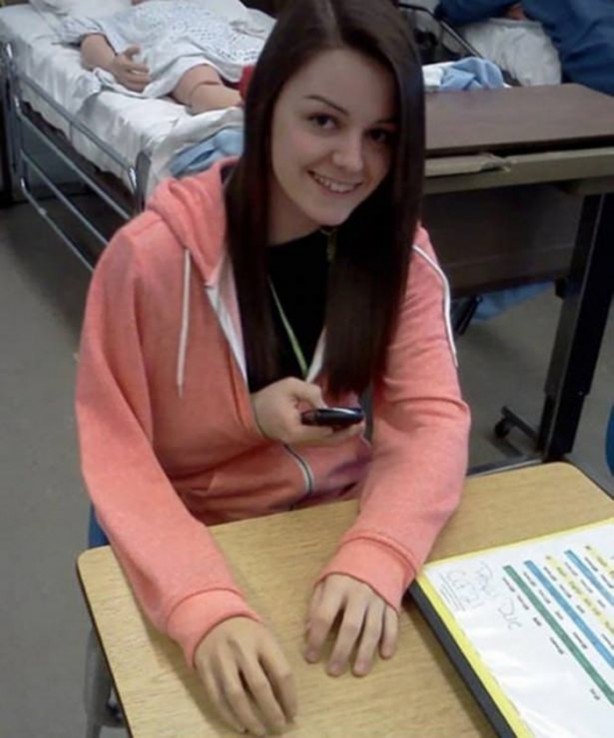 Foto - Öğrencilerin akılalmaz kopya çekme yöntemleri