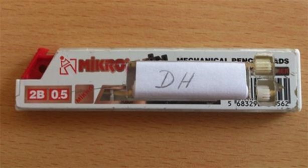 Foto - Öğrencilerin akılalmaz kopya çekme yöntemleri