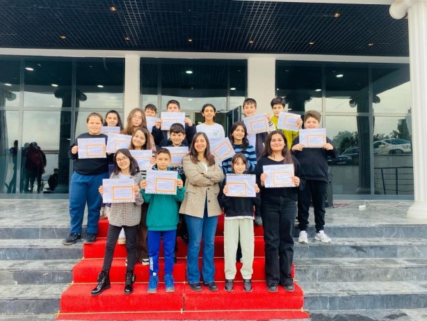 Foto - Öğrencilerin karne heyecanı