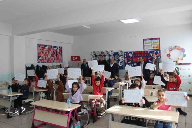 Foto - Öğrencilerin karne heyecanı