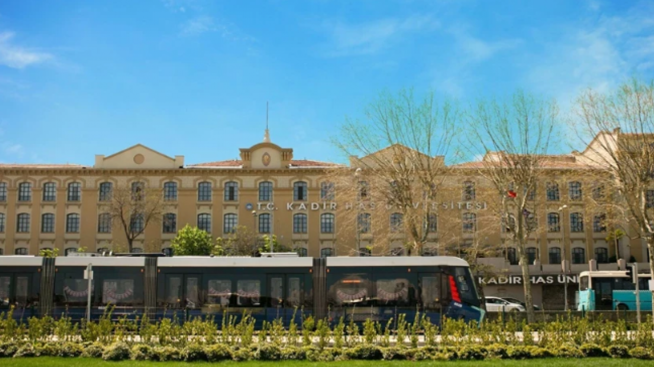 Foto - Öğrenciyiz müşteri değil! Özel üniversitelerde zam oranı yüzde 80’i geçti! Hangi üniversite kaç para?