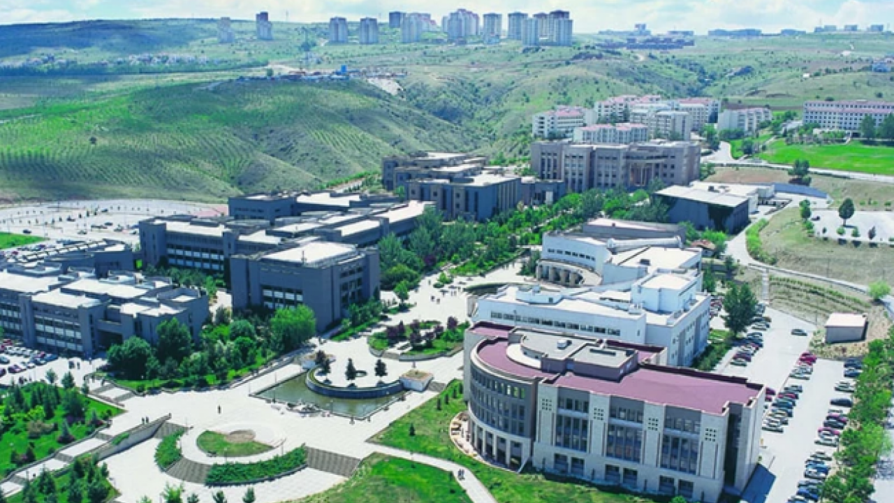 Foto - Öğrenciyiz müşteri değil! Özel üniversitelerde zam oranı yüzde 80’i geçti! Hangi üniversite kaç para?