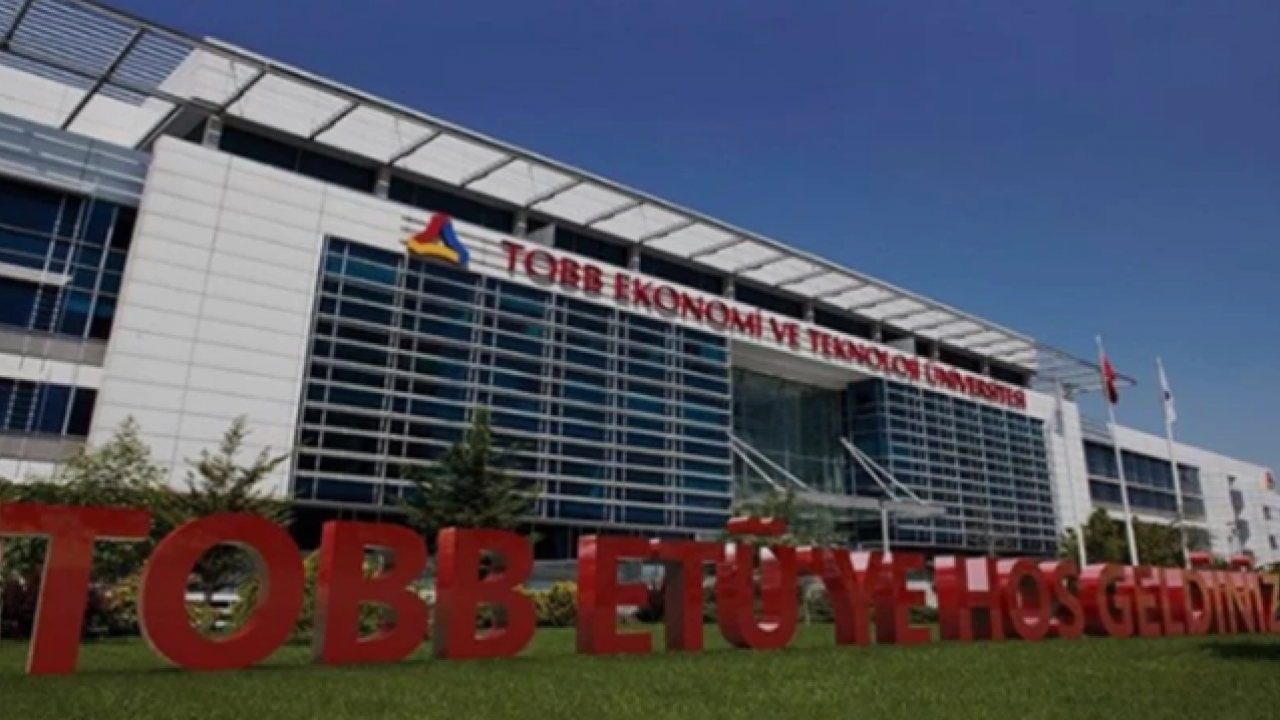 Foto - Öğrenciyiz müşteri değil! Özel üniversitelerde zam oranı yüzde 80’i geçti! Hangi üniversite kaç para?