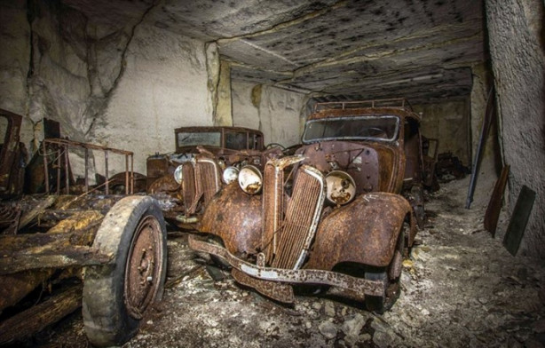 Foto - Öğretmen yer altında servet buldu!