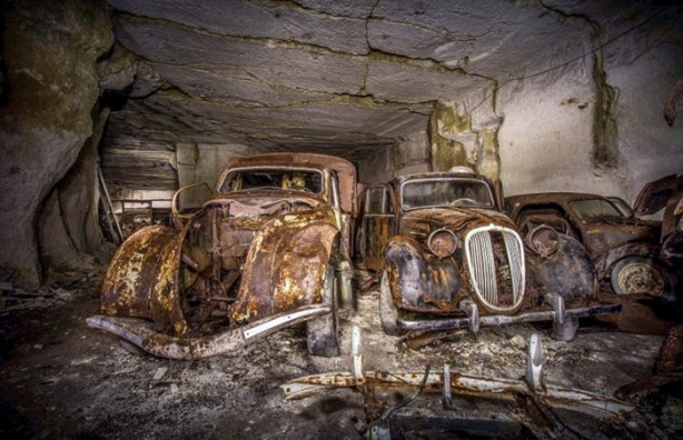 Foto - Öğretmen yer altında servet buldu!