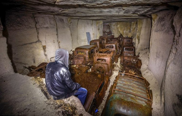 Foto - Öğretmen yer altında servet buldu!