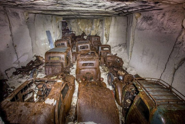 Foto - Öğretmen yer altında servet buldu!