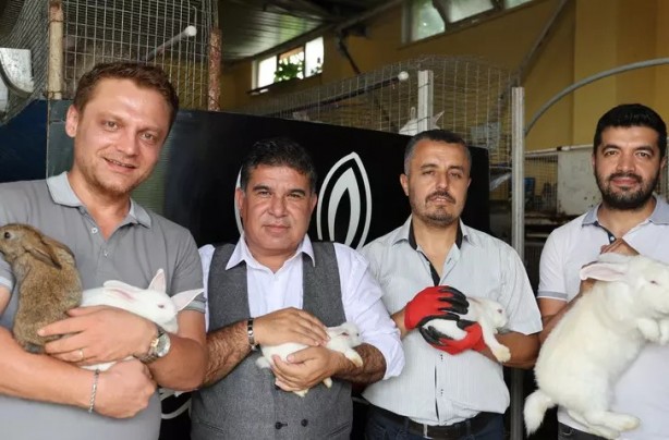 Öğretmenliği bırakıp öyle bir iş kurdu ki taleplere yetişemiyor!