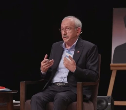 Foto - Oğuzhan Uğur’un programında baltayı taşa vurdu! Bay bay Kemal o sorulara çelişkili yanıtlar verdi