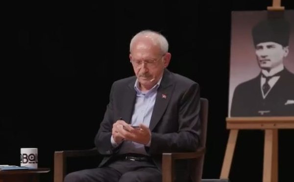 Foto - Oğuzhan Uğur'un programında Kılıçdaroğlu'na soru soran gence tehdit: Yakında kafana sıkacağız