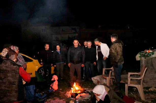 Foto - OHAL bölgelesi ilen edilen depremden etkilenen bölgeler için alınan yeni kararlar Resmi Gazete'de yayımlandı. 