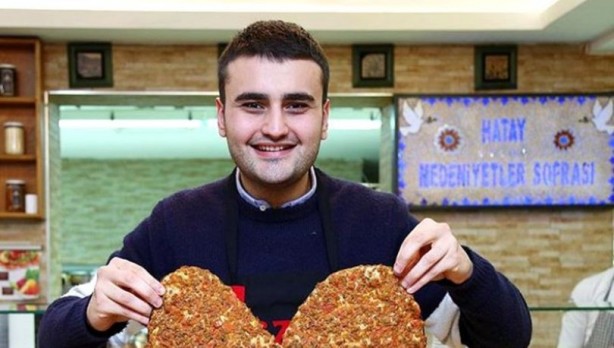 Foto - Okan Bayülgen ‘onu akıl hastanesine götürmek lazım’ dedi! ‘Dinimizde bunun bir ritüeli var’