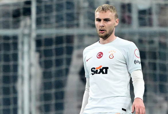 Foto - Okan Buruk, 3 futbolcunun takımdan ayrılmasını asla istemiyor: İsimleri ortaya çıktı