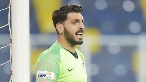 Foto - Okan Buruk alternatifi buldu bile... Galatasaraylılar şaşkın: Çok önemli çağrı!