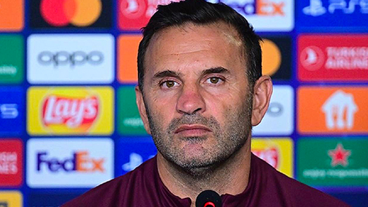 Foto - Okan Buruk, bırak hakemi sen oyuna baksana! Taraftarlar şokta! AZ’dan iki maçta 6 gol yedin ya hani… 