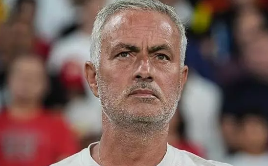 Foto - Okan Buruk ile Halil Umut Meler arkadaş mı? Mourinho öyle bir iddia ortaya attı ki, ayıkla şimdi pirincin taşını…