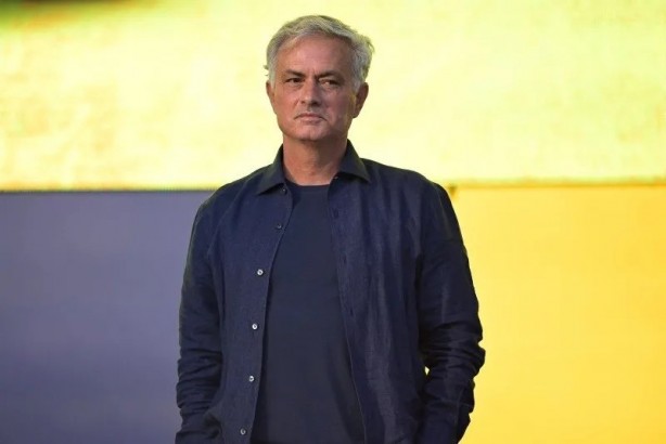 Foto - Okan Buruk istedi, Mourinho alıyor! Fenerbahçe'den Galatasaray'a yılın çalımı...