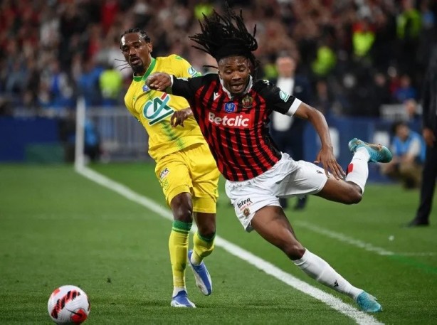 Foto - Okan Buruk istedi, Mourinho alıyor! Fenerbahçe'den Galatasaray'a yılın çalımı...