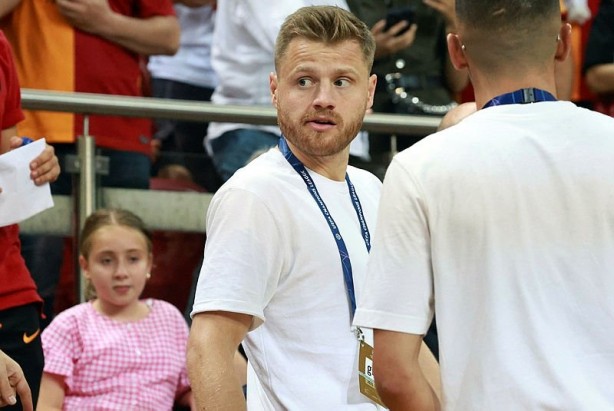 Foto - Okan Buruk kararını verdi! Galatasaray'da iki isim gönderiliyor...