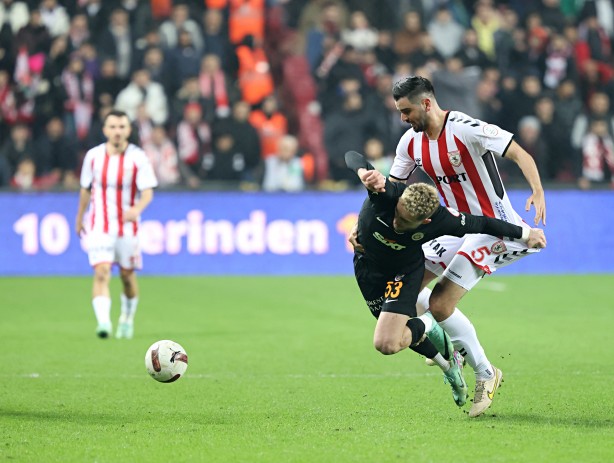 Foto - Okan Buruk müjdeyi duyurmuştu: Herkesi şaşırtan transferler: Geliyor diyerek ilan ettiler…