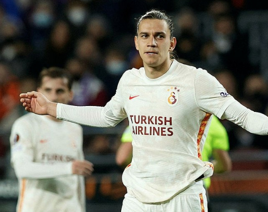 Foto - Okan Buruk öyle bir neşter vuracak ki... Cim-Bom'da taşlar yerinden oynayacak!