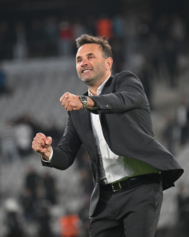 Foto - Okan Buruk son uyarısını yaptı yapmasına ama… Galatasaray’ı ayağa kaldıracak dev oyuncu hamlesi elde patladı…