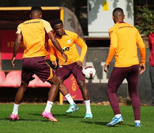 Foto - Okan Buruk'tan flaş Icardi kararı! Rizespor maçında...