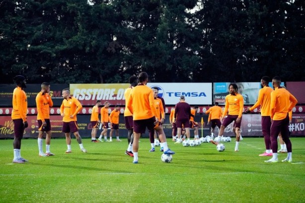 Foto - Okan Buruk'tan flaş karar! Icardi oynacayak mı?