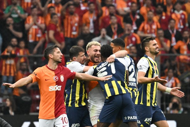 Foto - Okan Buruk'tan Galatasaray - Konyaspor maçı öncesi şaşırtan sözler: Golü erken bulmalıyız