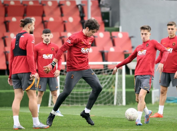 Foto - Okan Buruk'tan yine ezber bozacak plan! Flaş gelişme...