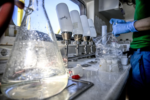 Foto - Oksijen azalıyor, sıcaklık artıyor! Marmara Denizi can çekişiyor