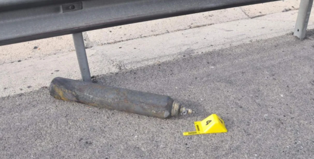 Foto - Oksijen tüpü bomba gibi patladı! Aracında yanarak can verdi