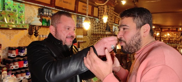 Öksürüğü geçmeyen soluğu aktarda alıyor! Bir de bunu deneyin