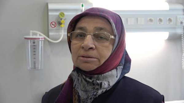 Foto - Öksürük şikayetiyle gitti, hayatının şokunu yaşadı! Böbreğinden çıkan şeye kimse inanamadı