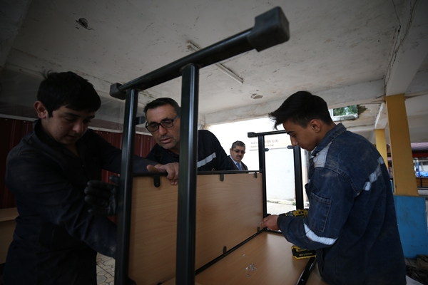 Foto - Okul değil resmen fabrika! 11 milyon lirayı aşkın ciro yaptı