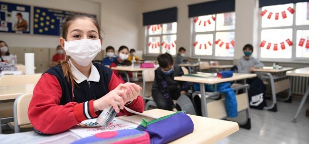 Okul kayıt ücreti var mı 2022 | Okullara kayıt sırasında ücret vermek zorunlu mu? 
