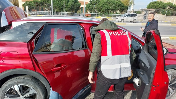 Foto - Okul önlerinde sıkı denetim