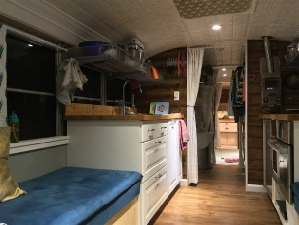 Foto - Okul servisini eve dönüştürdüler